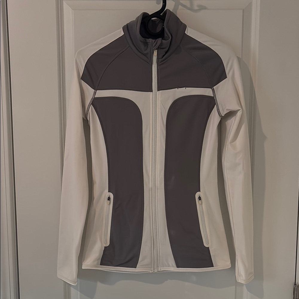 Women's Gray and White Jacket